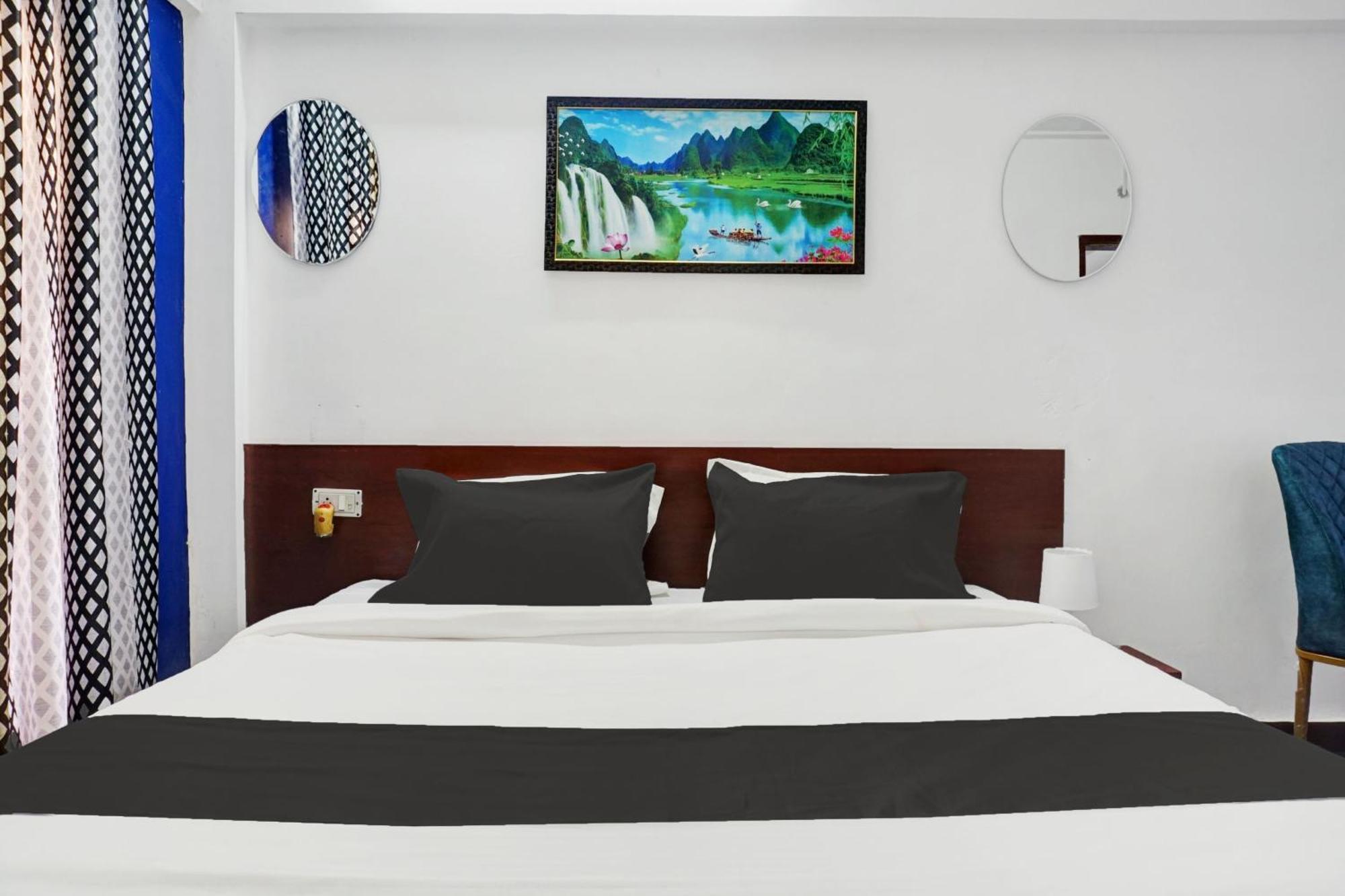 Hotel O Nisarg Villa Pune Bagian luar foto